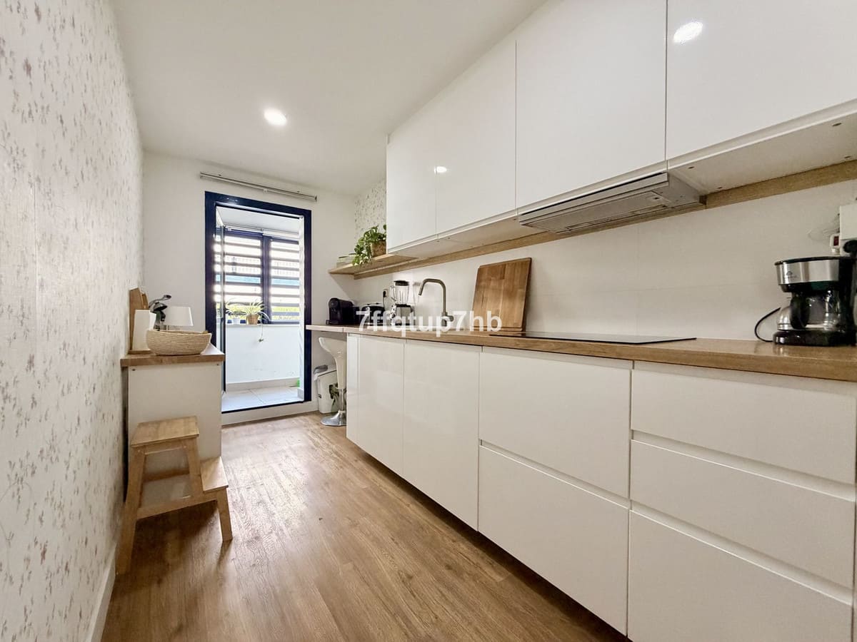 Drie-slaapkamer appartement in Estepona in Estepona - foto 8