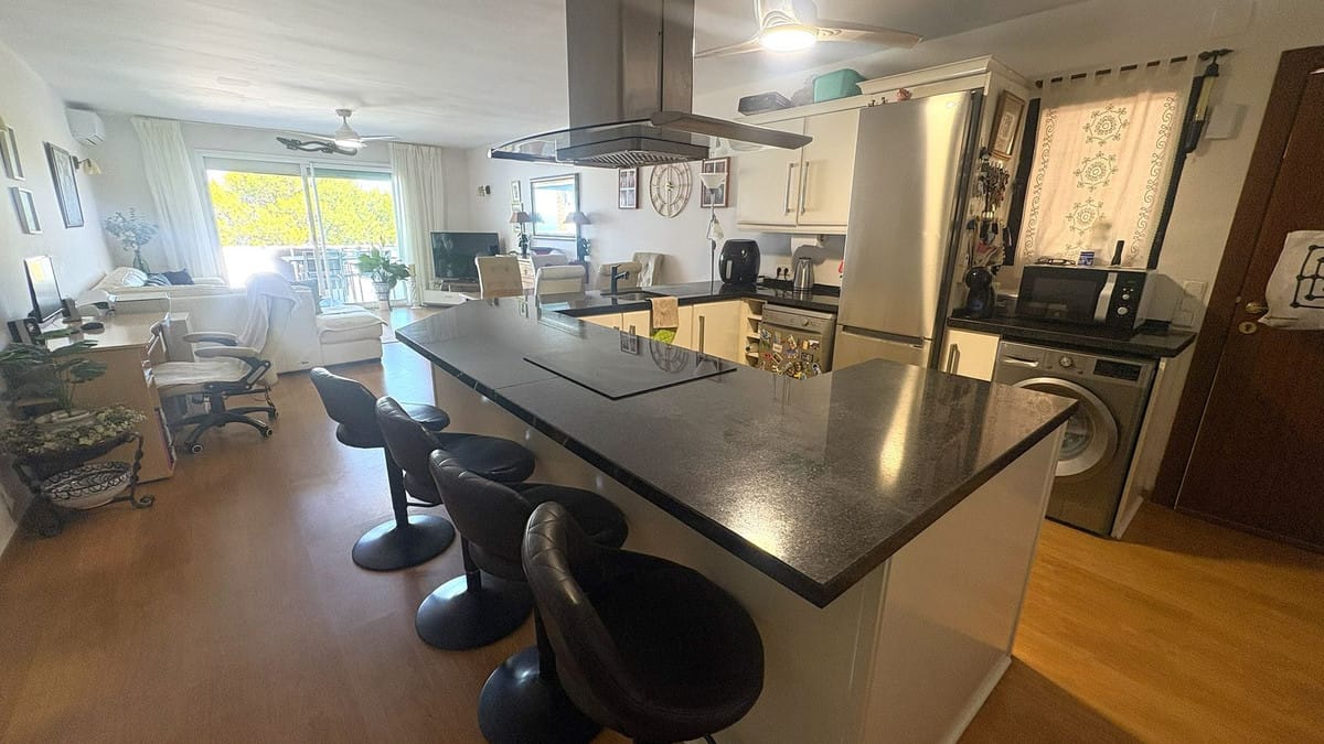 Drie-slaapkamer appartement in Estepona met zeezicht in Estepona - foto 13