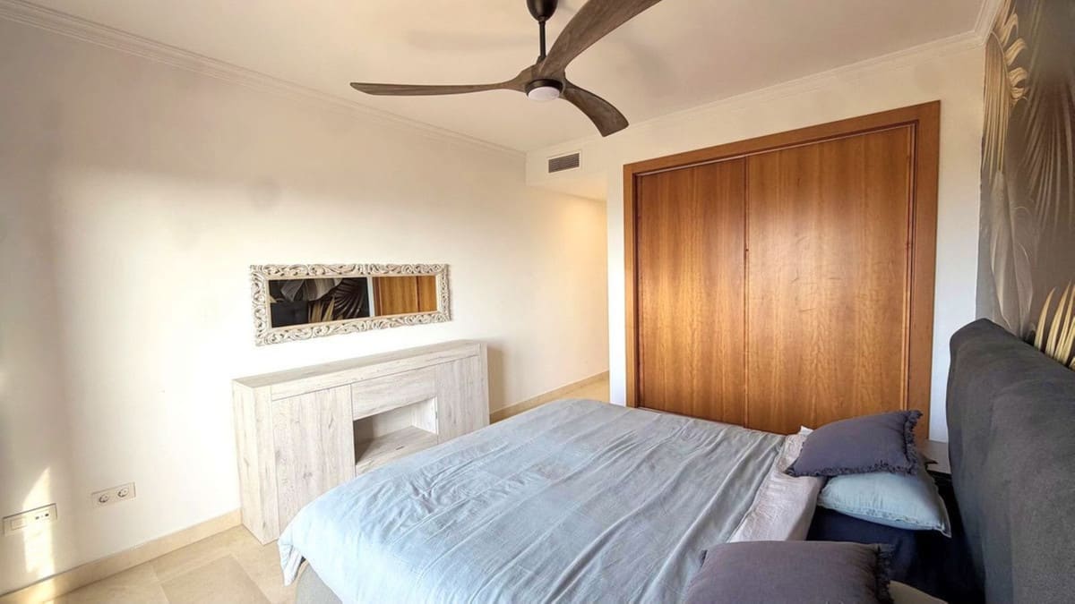 Ruime 5-slaapkamer villa in Estepona met panoramisch uitzicht in Estepona - foto 18