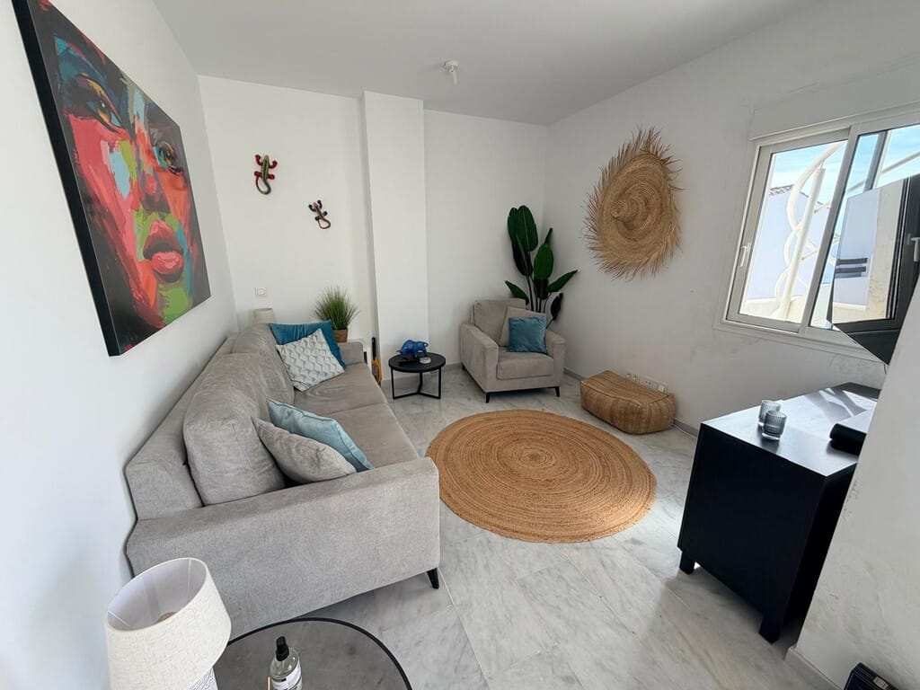 2 bedroom Apartment in Estepona in Estepona - foto 9