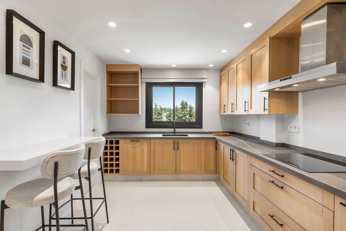 Stadswoning met 4 slaapkamers in Nueva Andalucía in Nueva Andalucía - foto 10