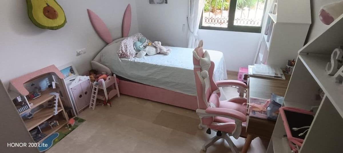 Drie-slaapkamerappartement in Elviria, Marbella in Marbella - foto 11