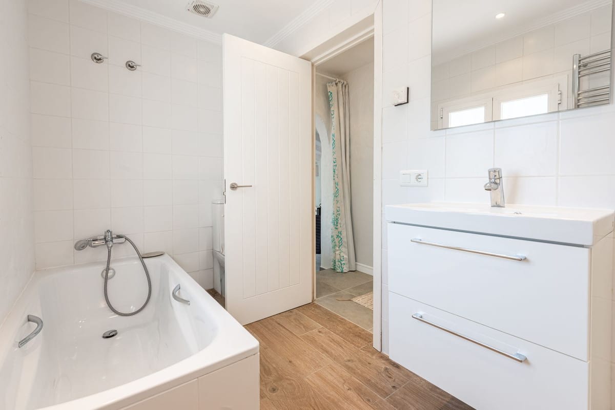 Charmante cottage-stijl villa in de heuvels van Benahavís – uitstekende prijs-kwaliteitverhouding in Benahavís - foto 20