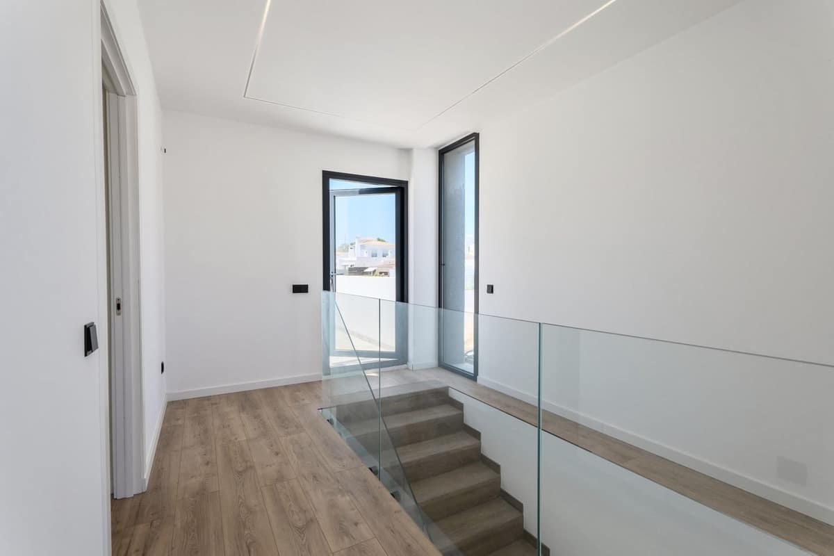 Villa met 2 slaapkamers in Sierrezuela, Málaga in Sierrezuela - foto 3