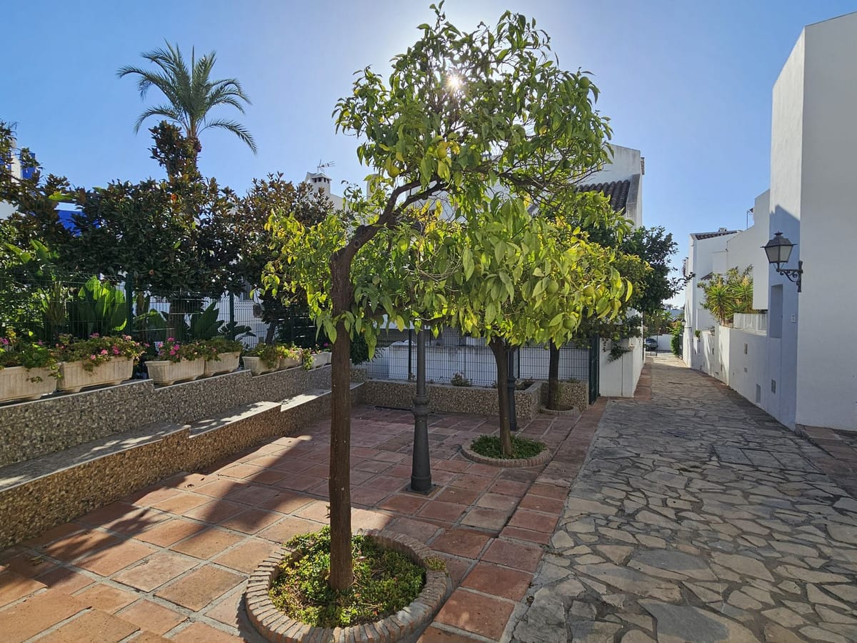5-slaapkamer stadswoning in Nueva Andalucía in Nueva Andalucía - foto 20
