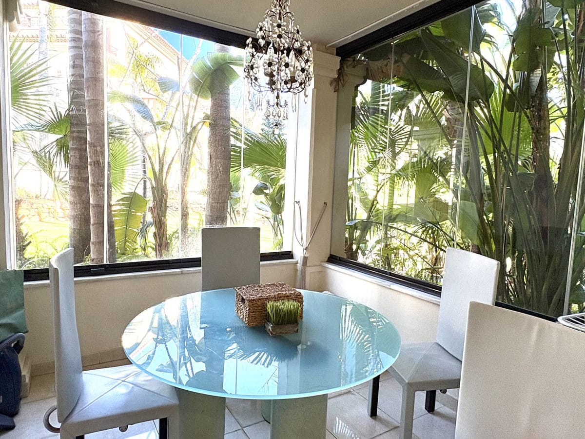 Drie-slaapkamerappartement aan het strand in Los Monteros in Los Monteros - foto 19