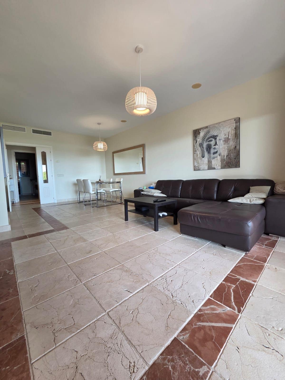 2 bedroom Apartment in Estepona in Estepona - foto 2