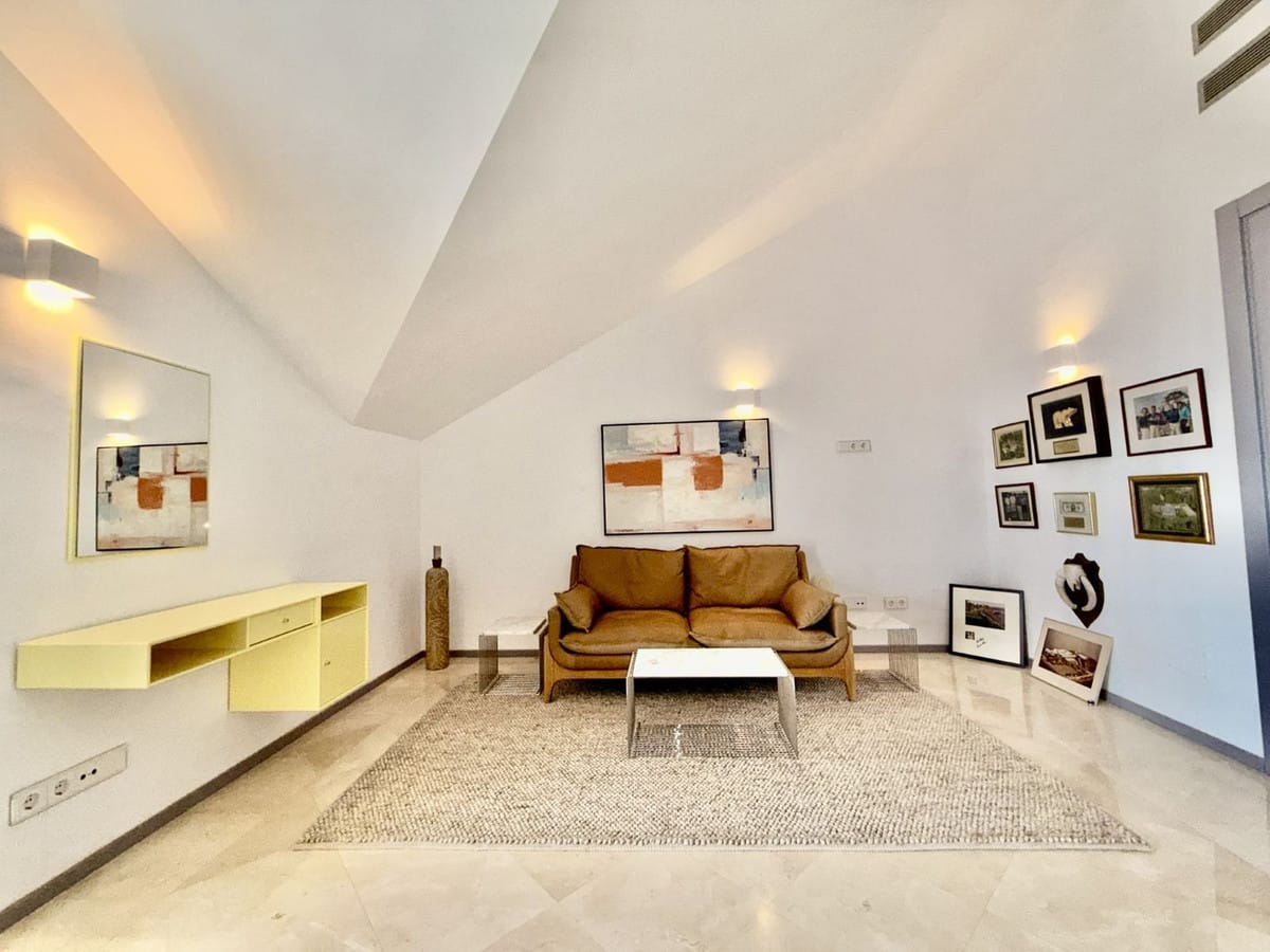 4 bedroom Apartment in Nueva Andalucía in Nueva Andalucía - foto 20