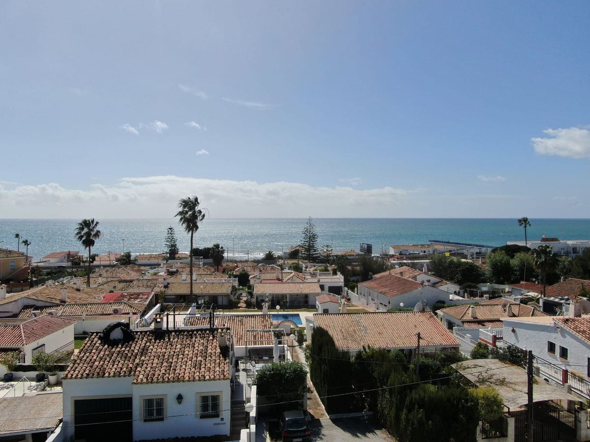 Moderne villa in El Chaparral, Málaga in El Chaparral - foto 12