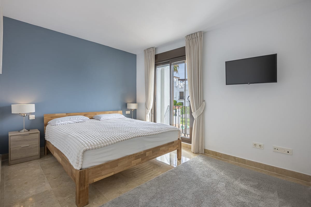 Drie-slaapkamer stadswoning in La Alcaidesa in La Alcaidesa - foto 20