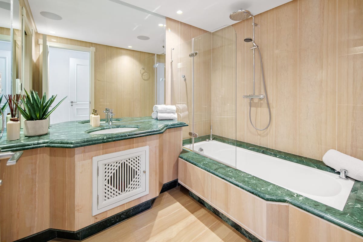 Drie-slaapkamer duplex penthouse in Marbella – La Morera in Marbella - foto 17