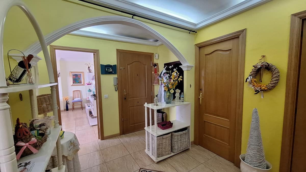 Drie-slaapkamerappartement aan de boulevard van La Playa del Cristo, Estepona in Estepona - foto 11