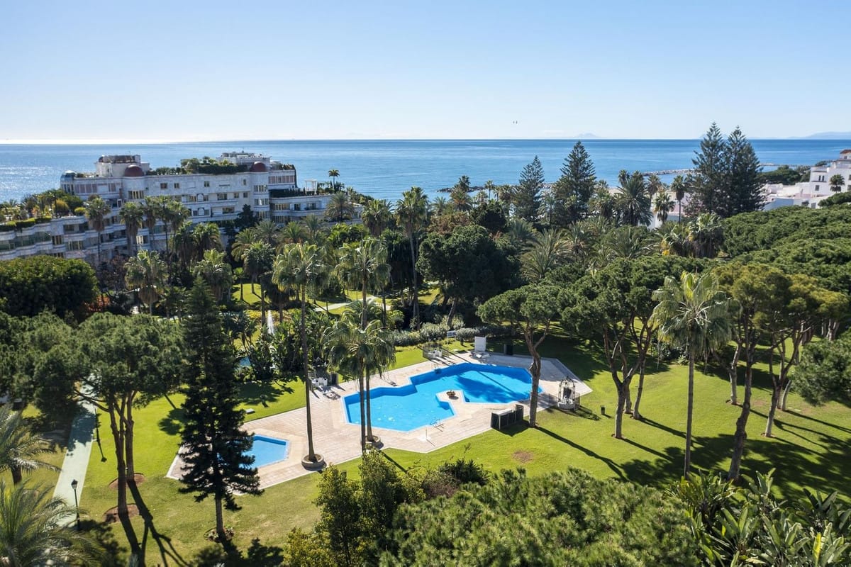 Exclusieve begane grond appartement in Playas del Duque, Puerto Banús – direct aan het strand in Puerto Banús - foto 5