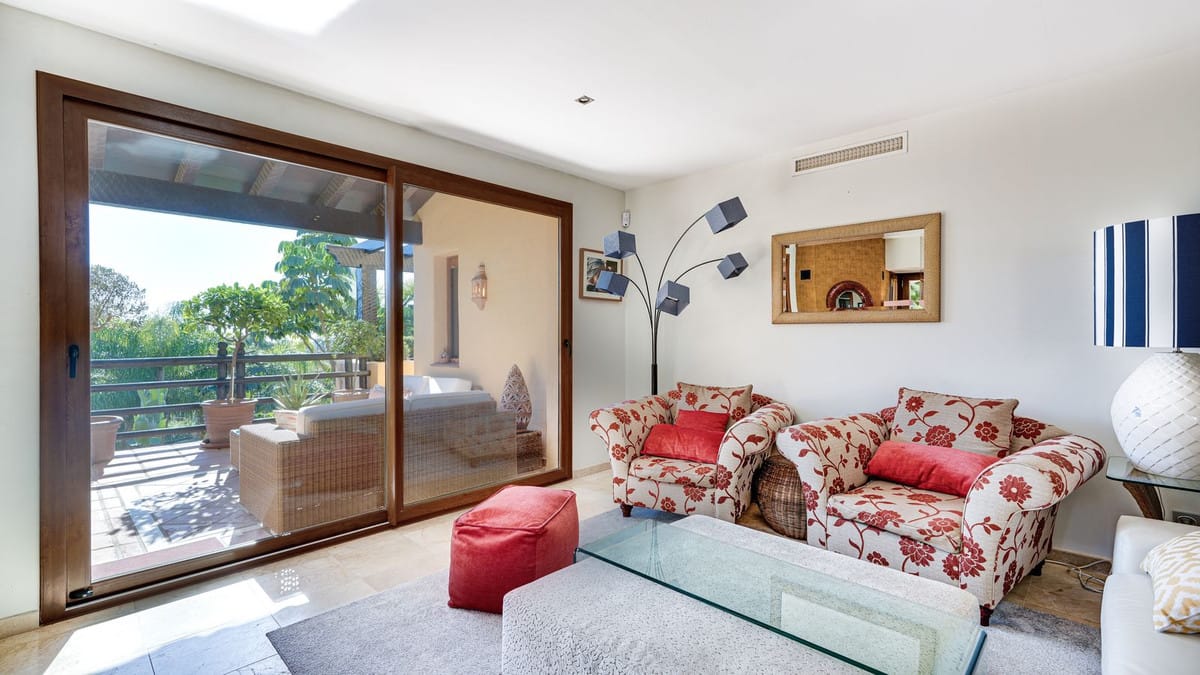 3 bedroom Apartment in Estepona in Estepona - foto 5