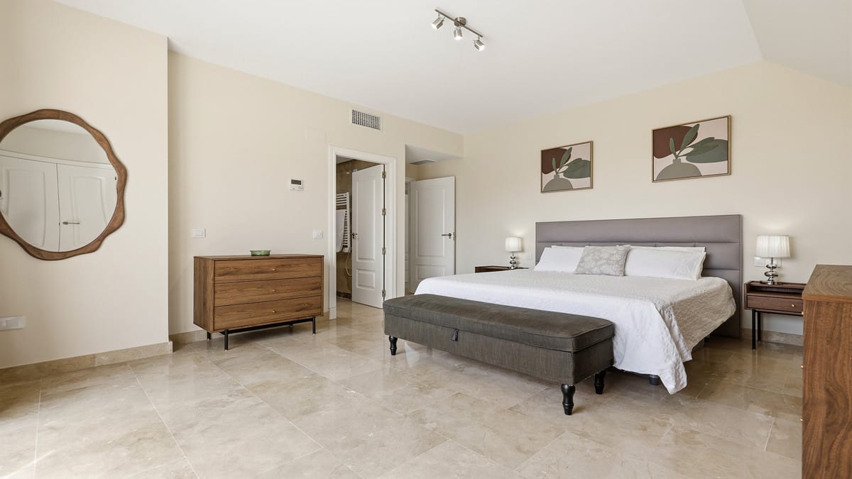 Penthouse met drie slaapkamers in La Duquesa in La Duquesa - foto 20