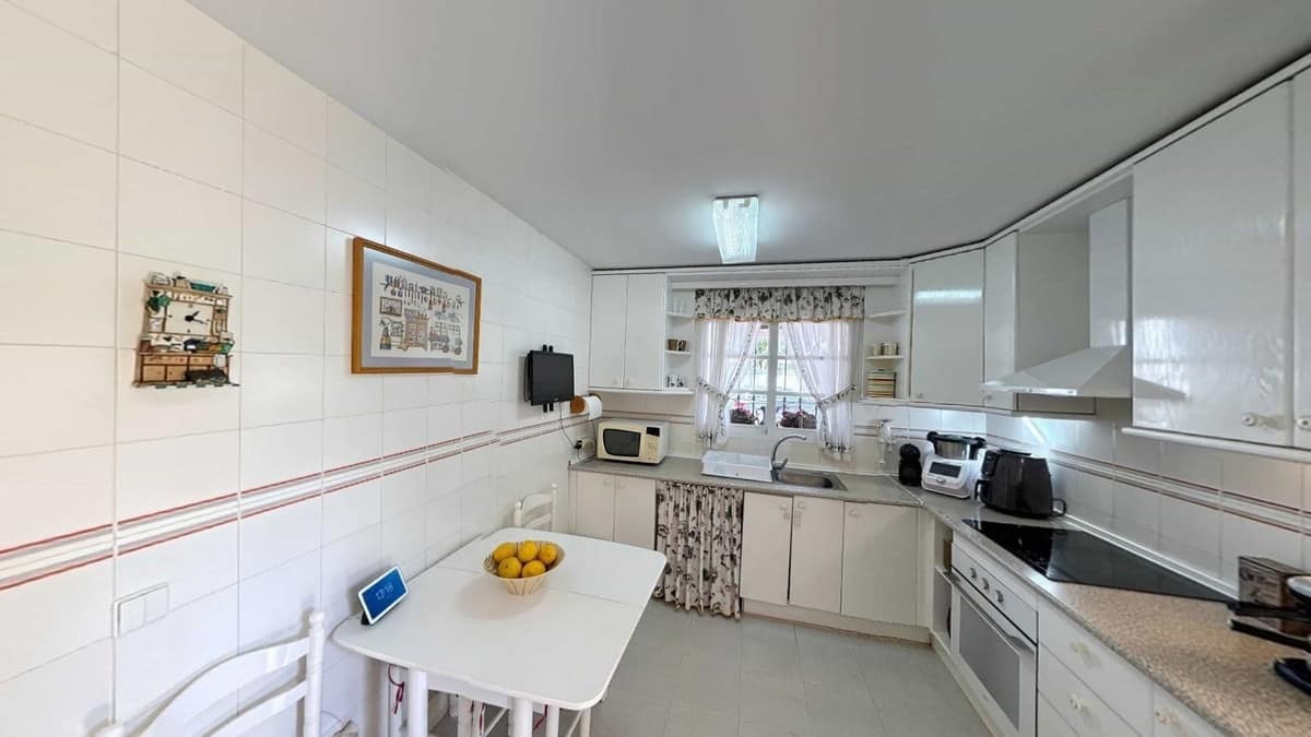 5-slaapkamer huis in Atalaya (Residencial Diana) in Atalaya - foto 11