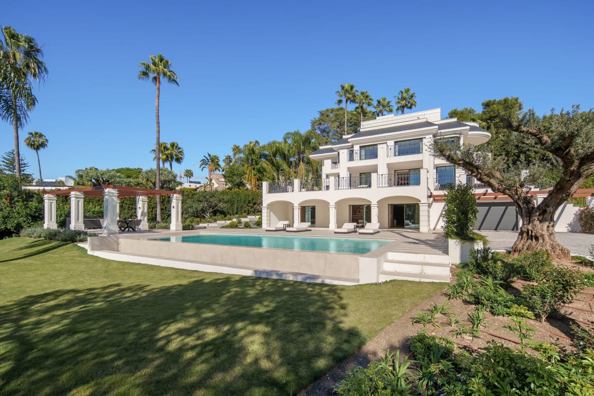 6-slaapkamer villa in Nueva Andalucía in Nueva Andalucía - foto 6