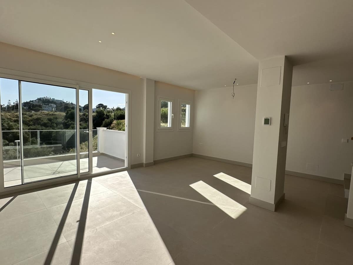 Drie-slaapkamerwoning in Torrequebrada in Torrequebrada - foto 16