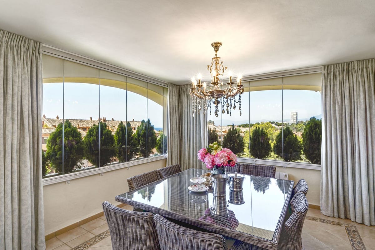 Luxueus duplex penthouse met 3 slaapkamers in Bahía de Marbella in Bahía de Marbella - foto 9