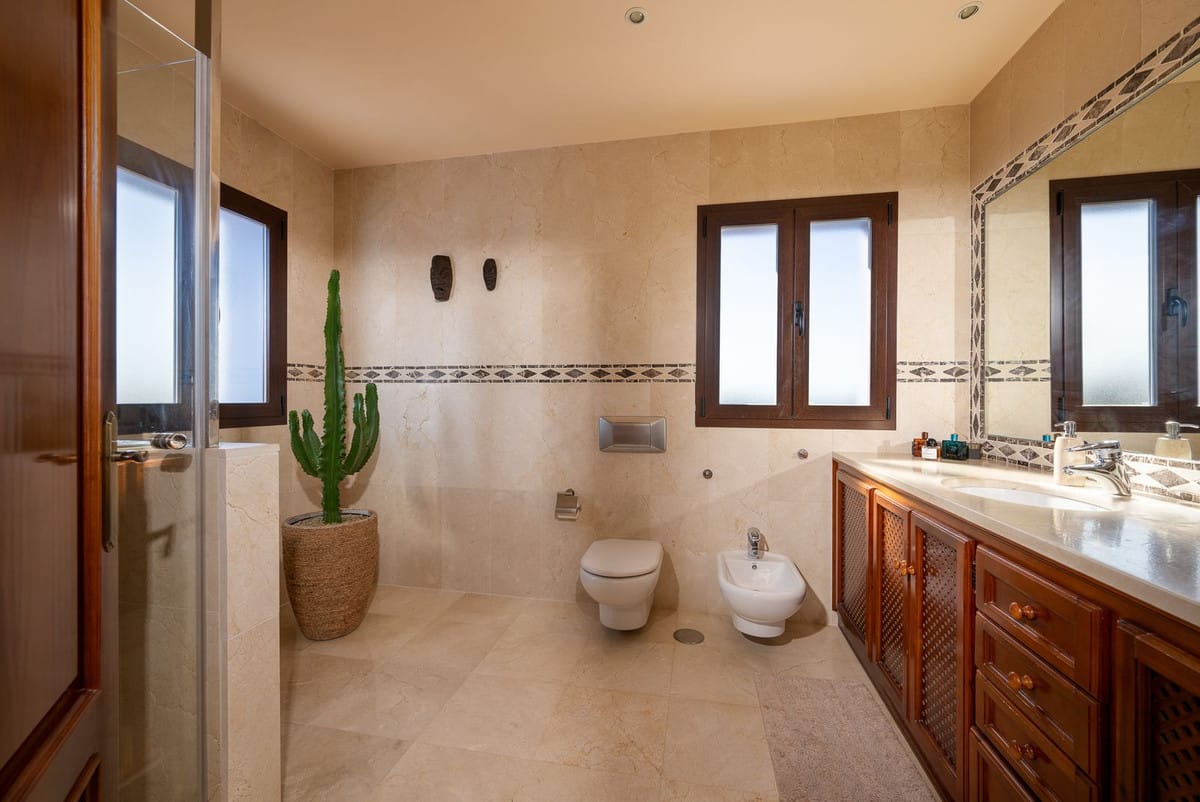 3 bedroom House in Marbesa in Marbesa - foto 16