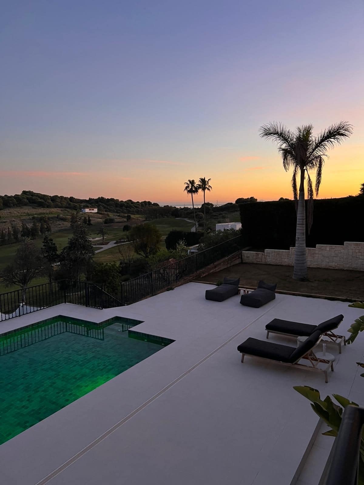 5-slaapkamer frontline golf villa in El Paraiso in El Paraiso - foto 4