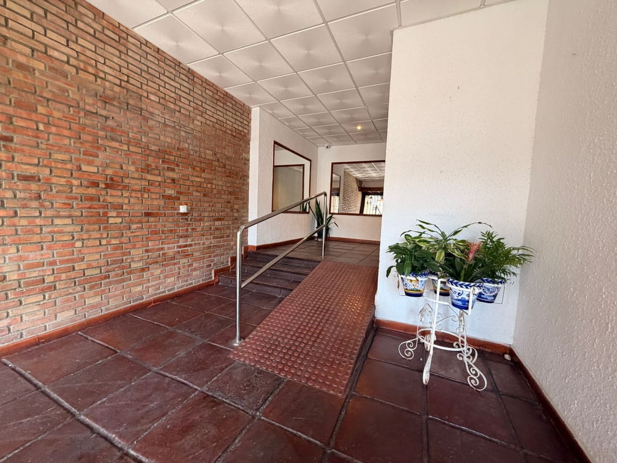 2 bedroom Apartment in Torremolinos in Torremolinos - foto 18