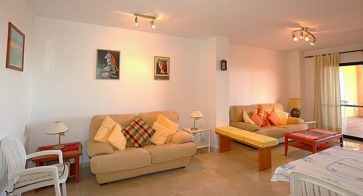 Drie-slaapkamerappartement in Selwo, Estepona in Selwo - foto 2