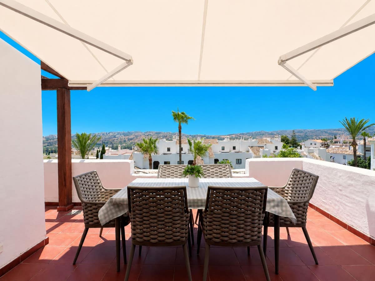 Enige vier-slaapkamer duplex penthouse in de urbanisatie van Mijas Golf - foto 2