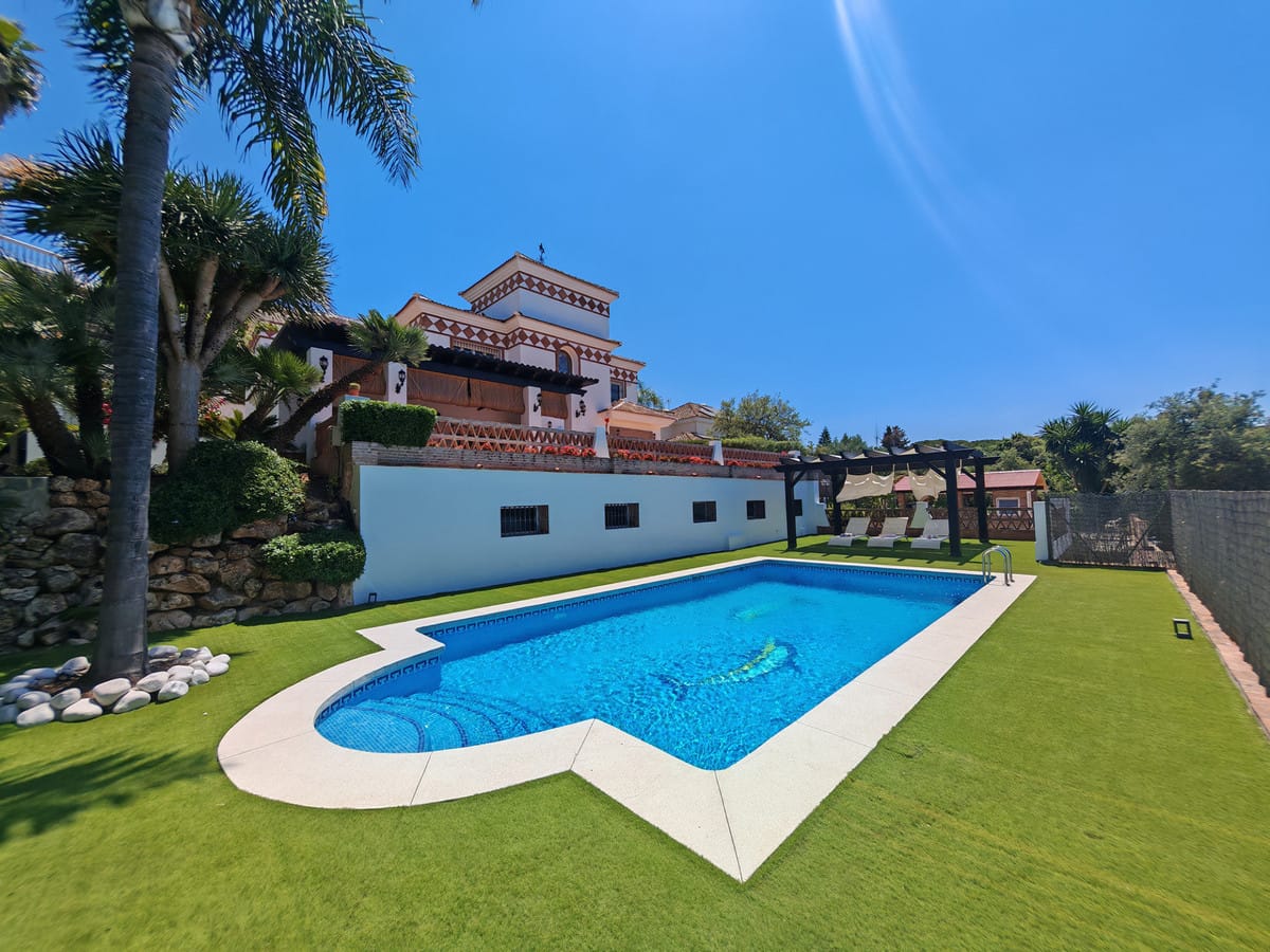 4 bedroom House in Elviria in Elviria - foto 2