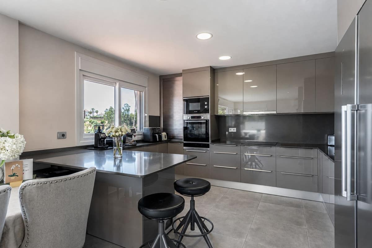Penthouse met 2 slaapkamers in Los Almendros, Benahavís in Los Almendros - foto 5