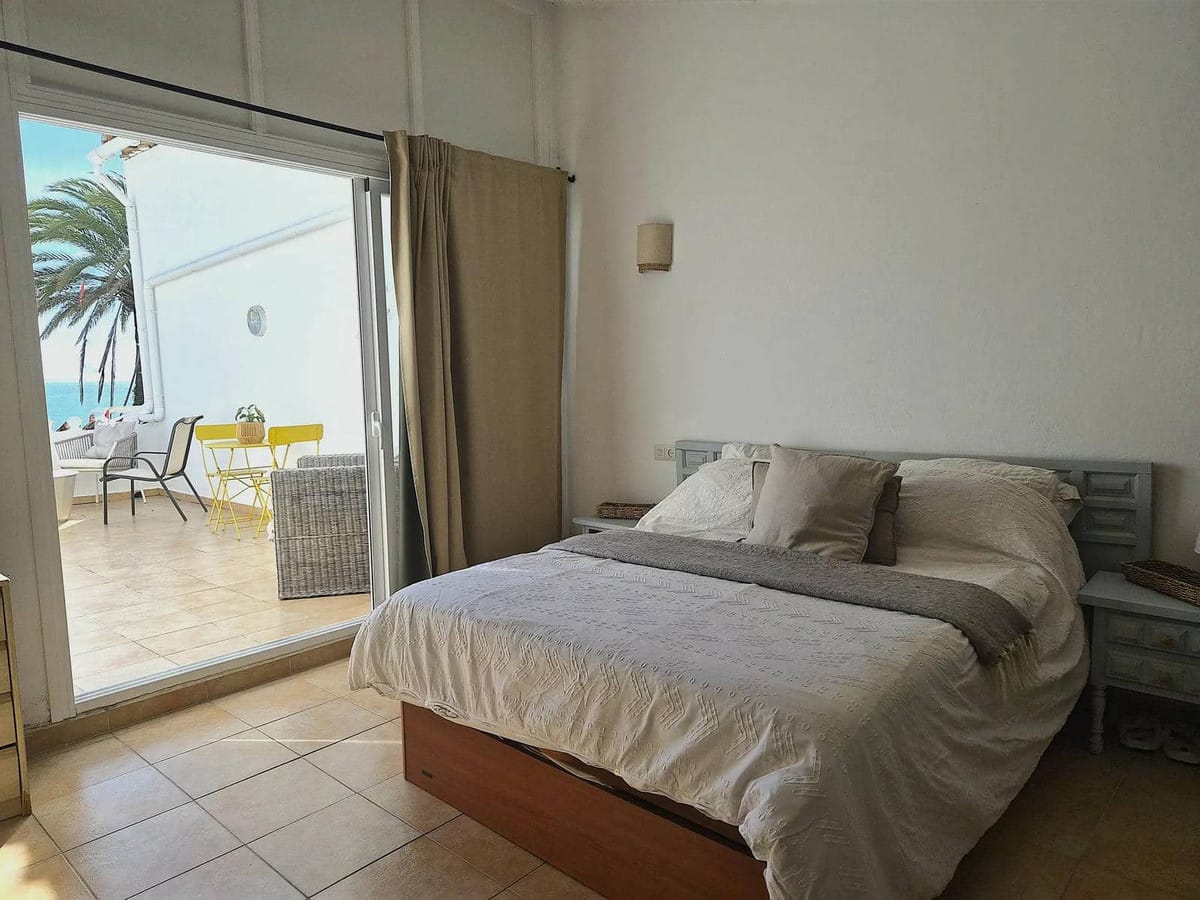 Appartement met één slaapkamer aan de eerste lijn strand in Estepona in Estepona - foto 7