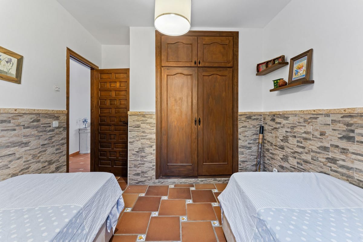 4-slaapkamer villa met zeezicht in Valtocado, Mijas in Mijas - foto 17