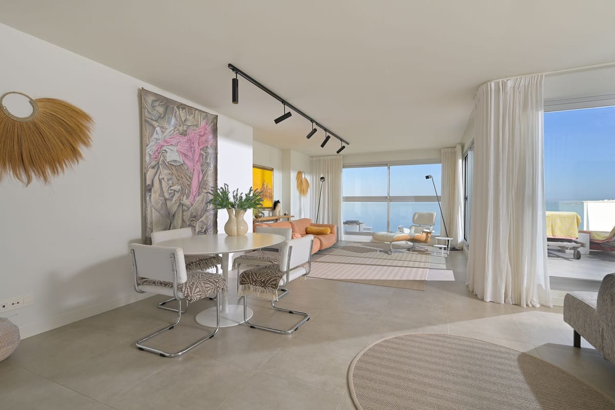 3-slaapkamer duplex-penthouse aan de zeekant in Torrequebrada in Torrequebrada - foto 3