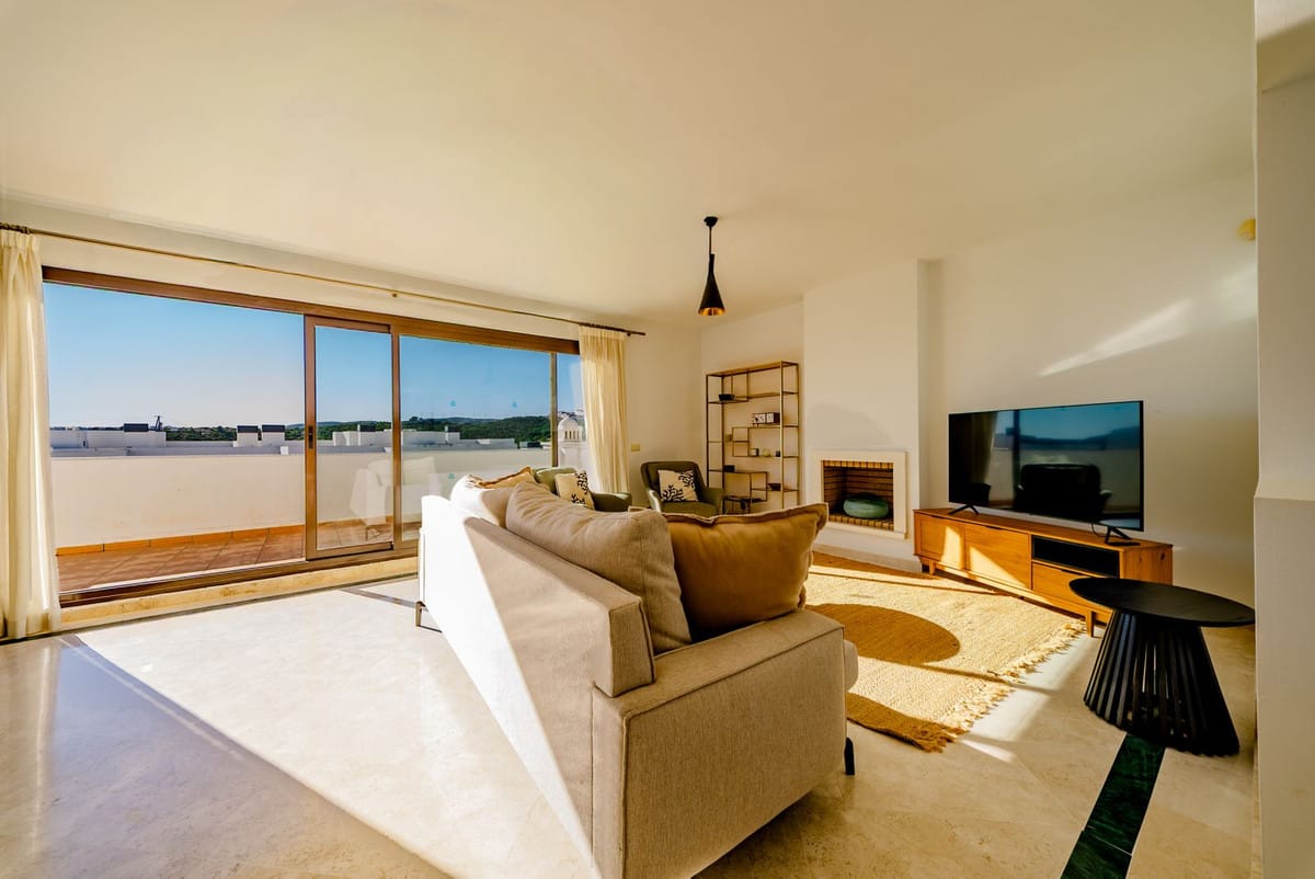 3 bedroom Apartment in Casares Playa in Casares Playa - foto 7