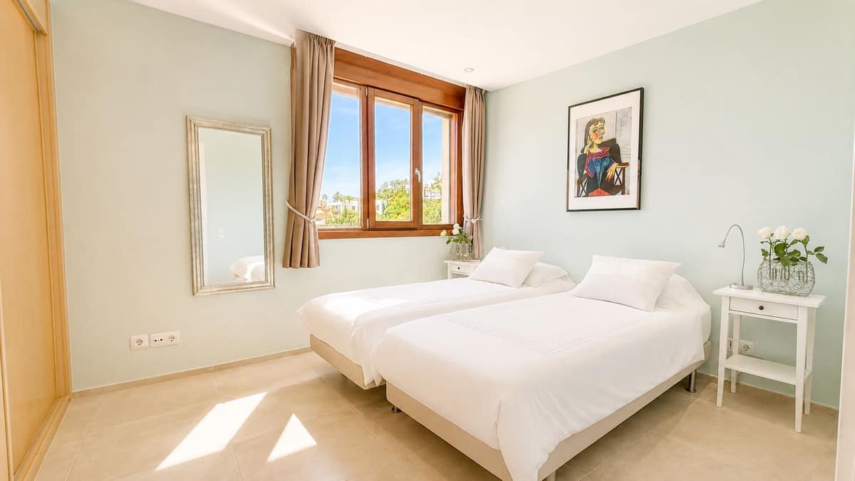 Penthouse met panoramisch zeezicht in Altos de los Monteros, Marbella in Altos de los Monteros - foto 13