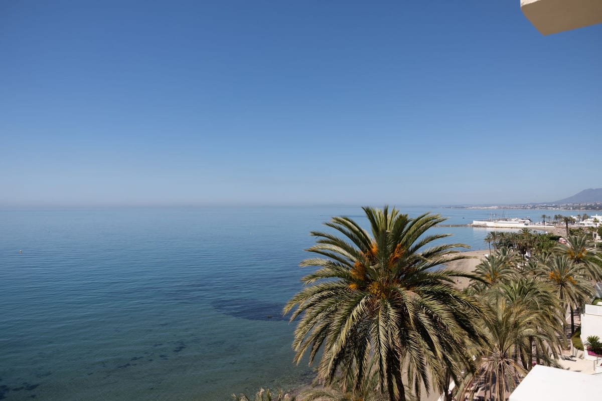 Luxe 4-slaapkamer appartement met zeezicht in Marbella Centrum in Marbella - foto 10