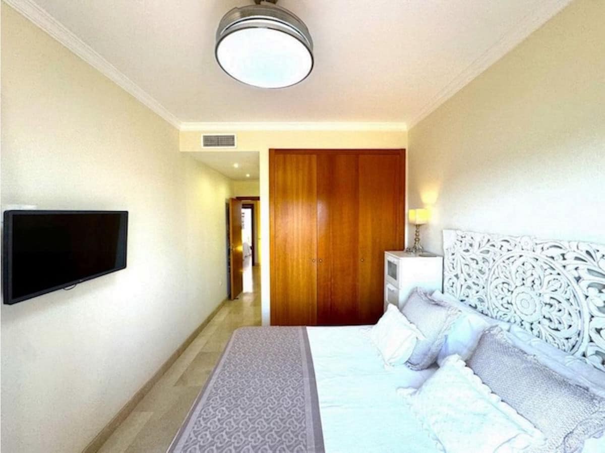 Drie-slaapkamerhuis in Estepona in Estepona - foto 11