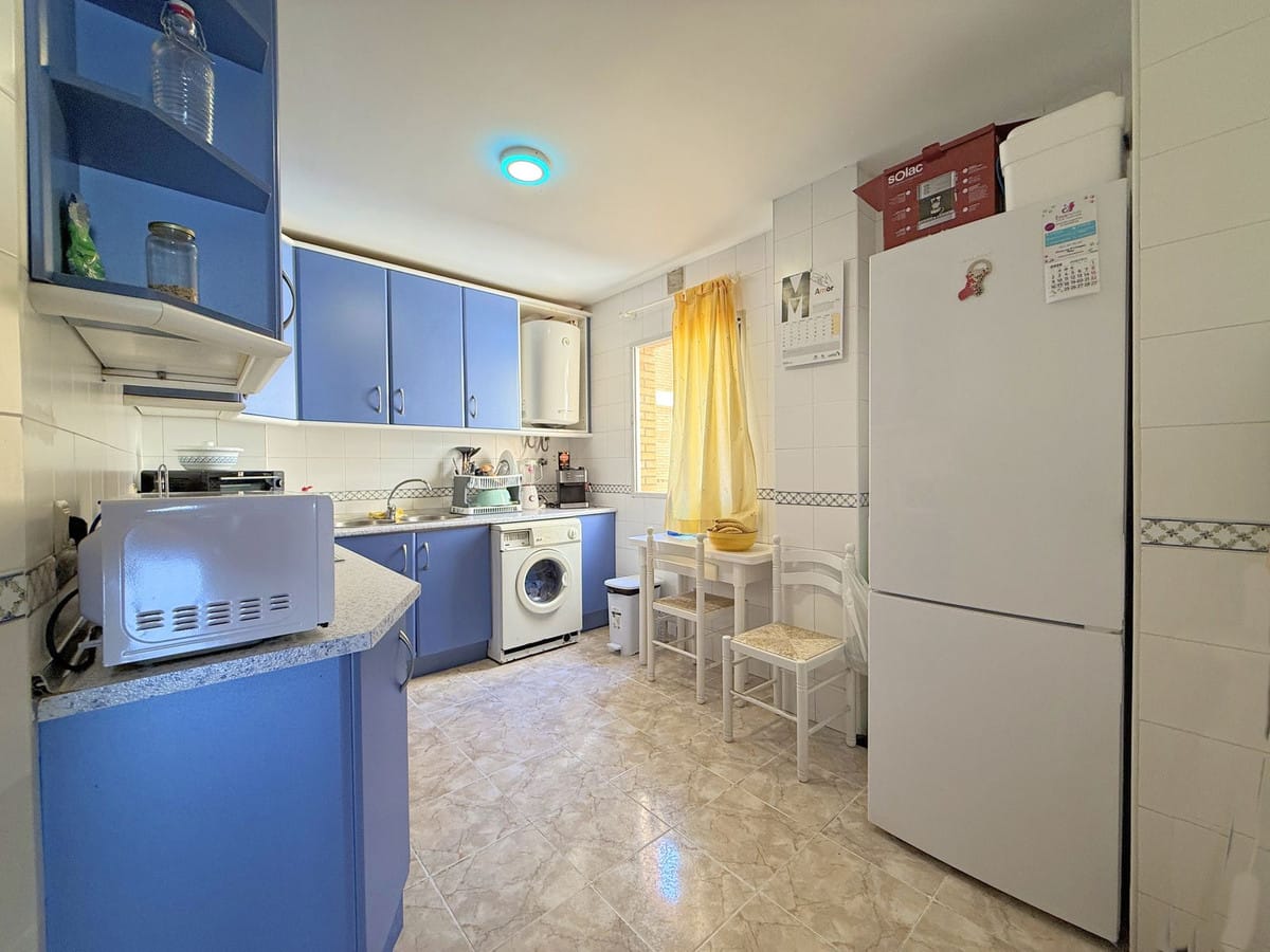 Centraal gelegen 4-slaapkamer appartement in Estepona in Estepona - foto 8