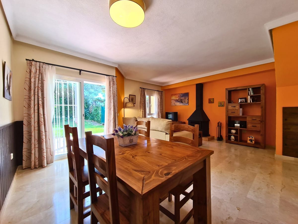 Villa met 3 slaapkamers in La Duquesa in La Duquesa - foto 3