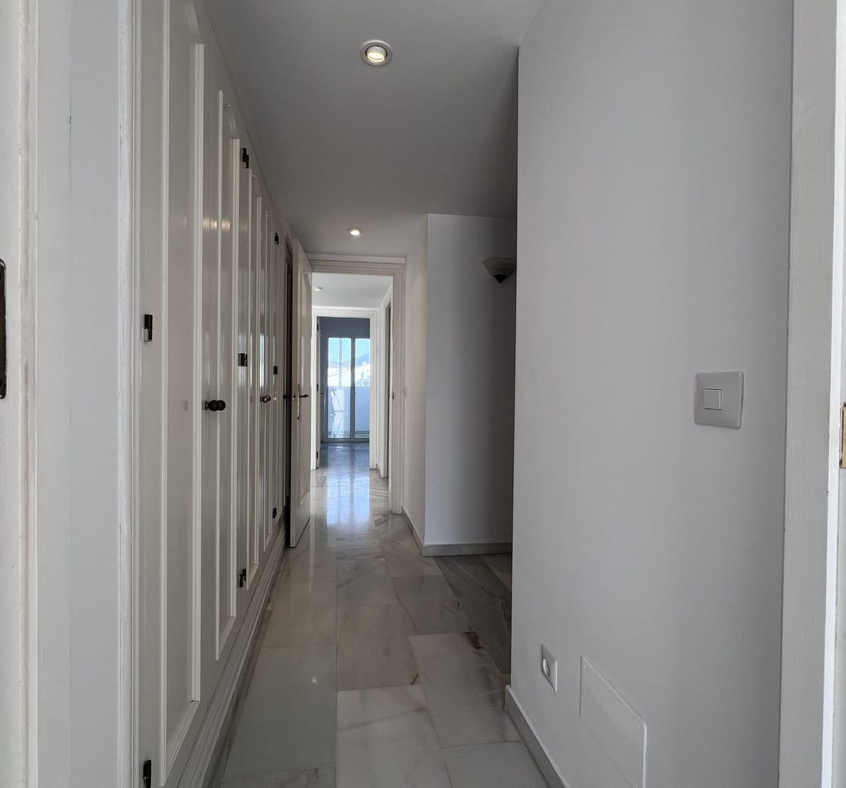 Appartement met 2 slaapkamers in Estepona in Estepona - foto 14