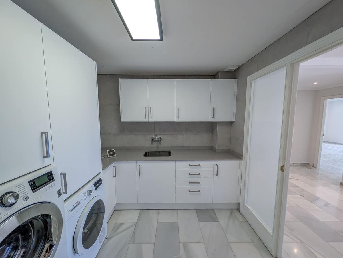 5-slaapkamer villa te koop in Nueva Andalucía – Los Naranjos in Nueva Andalucía - foto 16