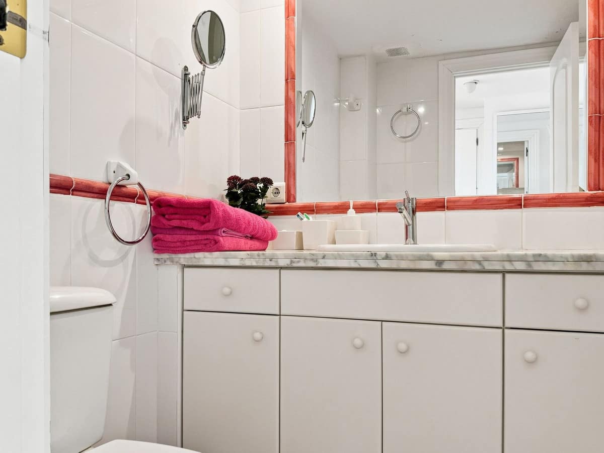2-slaapkamer appartement in Montemar met panoramisch zeezicht in Montemar - foto 10