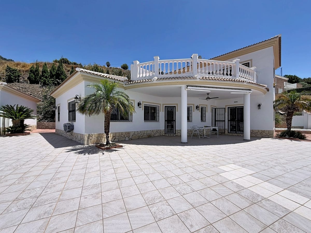 4-slaapkamer villa in Arenas, Málaga in Arenas - foto 3