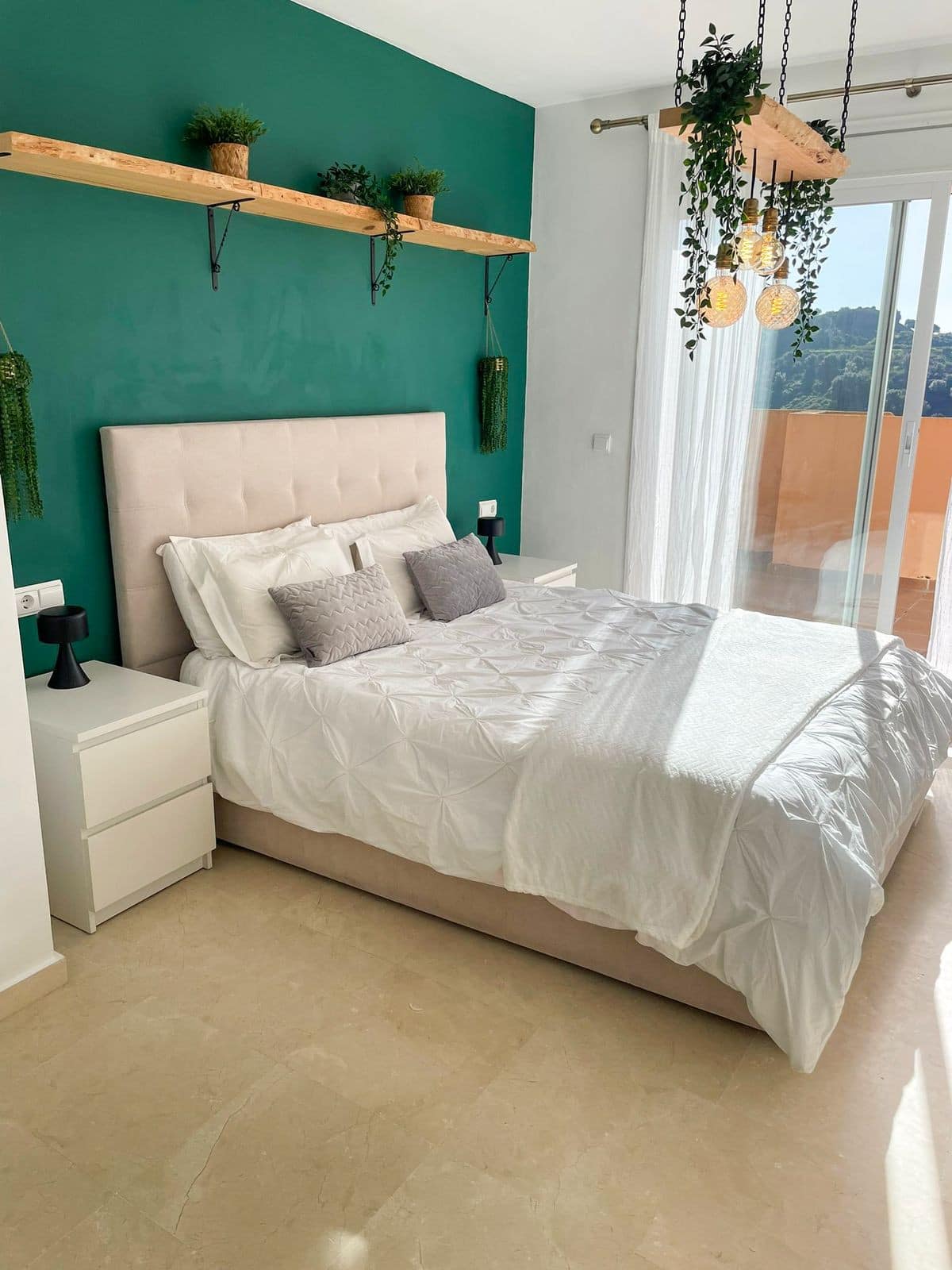 Ruim 2-slaapkamer appartement met zeezicht in Upper Calahonda in Calahonda - foto 3