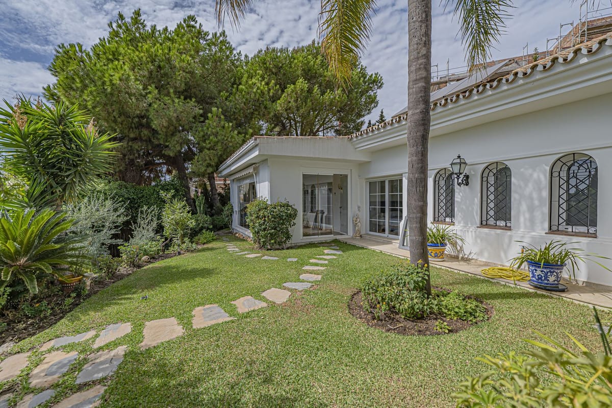 4-slaapkamerhuis in El Paraiso in El Paraiso - foto 2