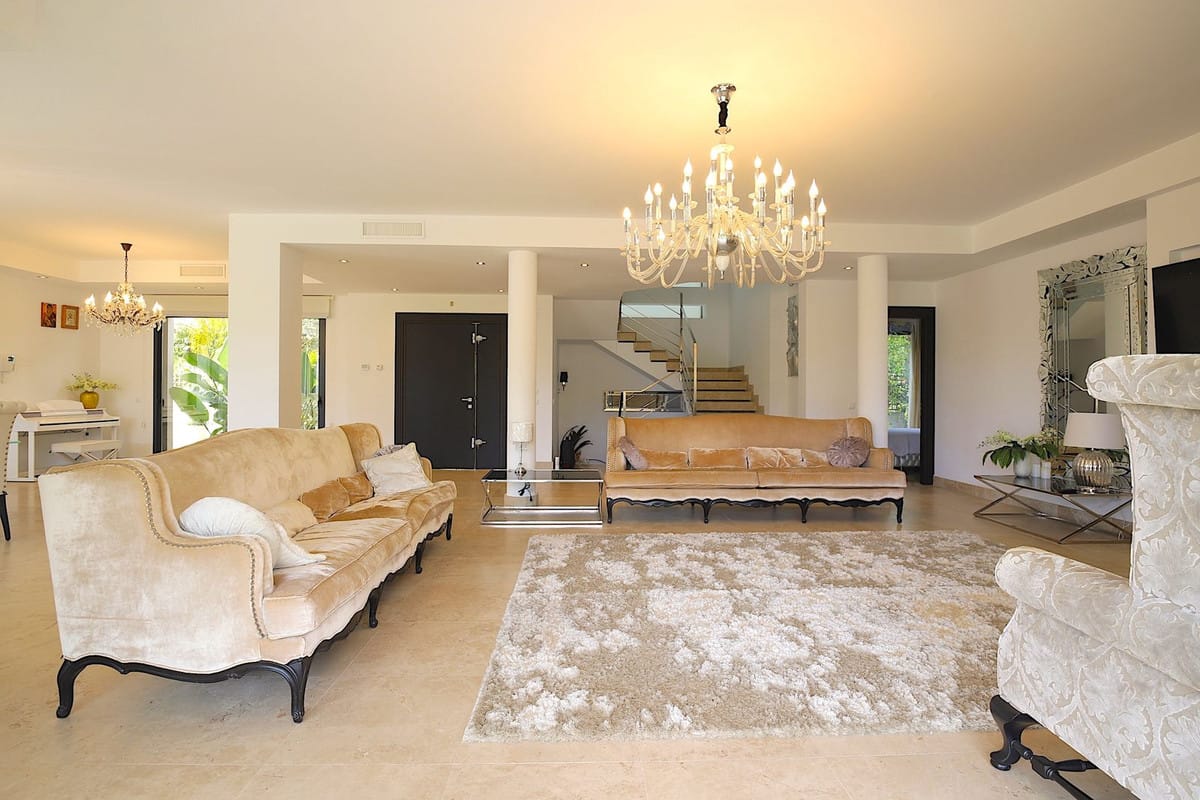 6-slaapkamer villa in Nueva Andalucía in Nueva Andalucía - foto 13