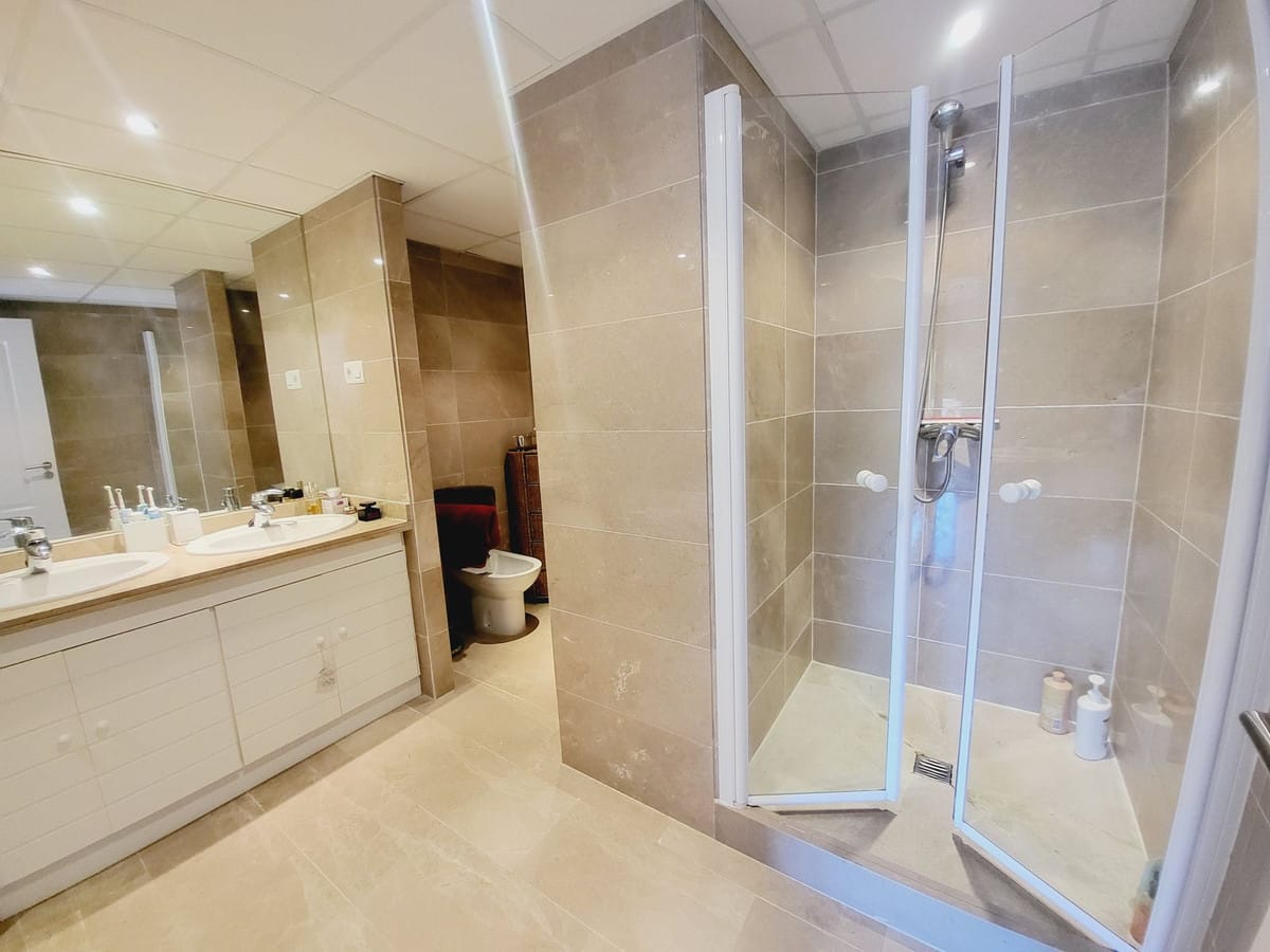 Drie-slaapkamerappartement in Miraflores in Miraflores - foto 3