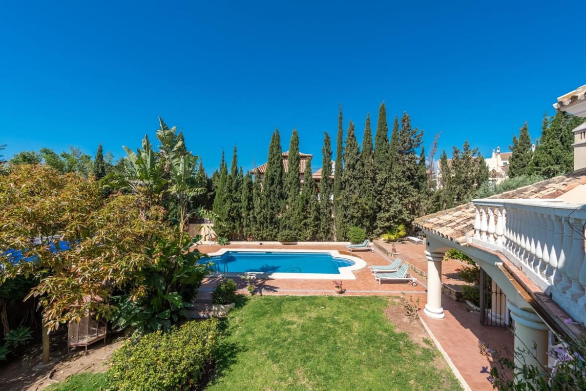 Villa met 8 slaapkamers in Marbella in Marbella - foto 11