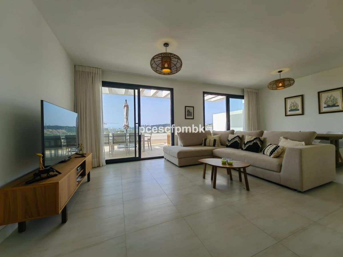 3 bedroom Apartment in Estepona in Estepona - foto 8