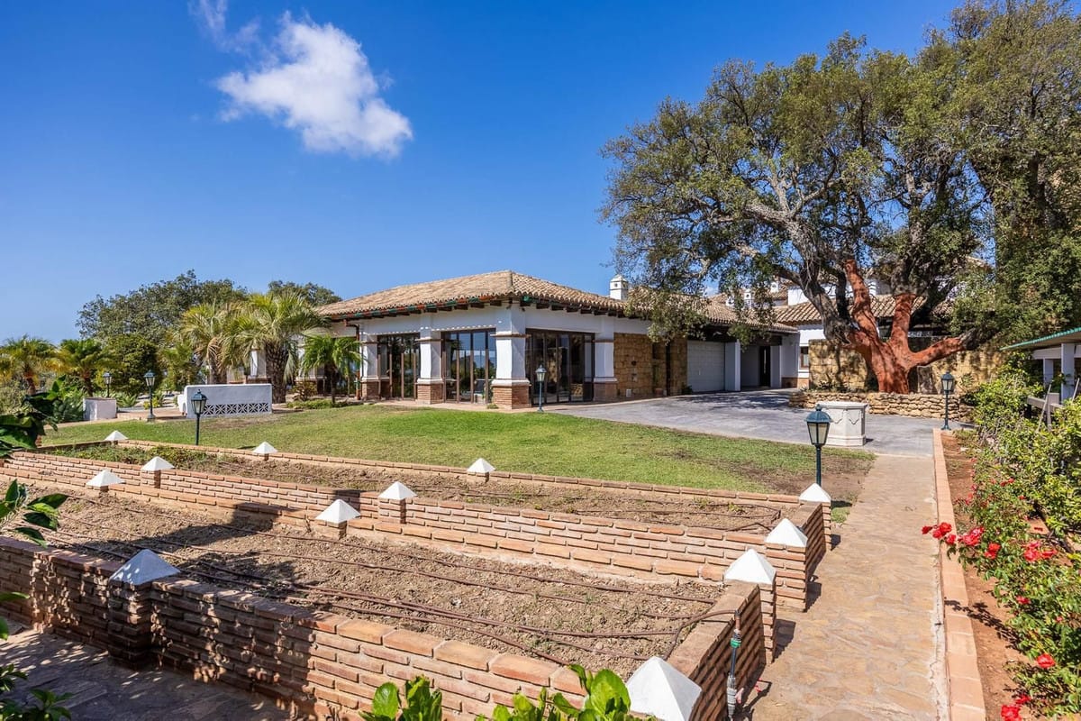 6-slaapkamer villa in Marbella, La Mairena in Marbella - foto 12